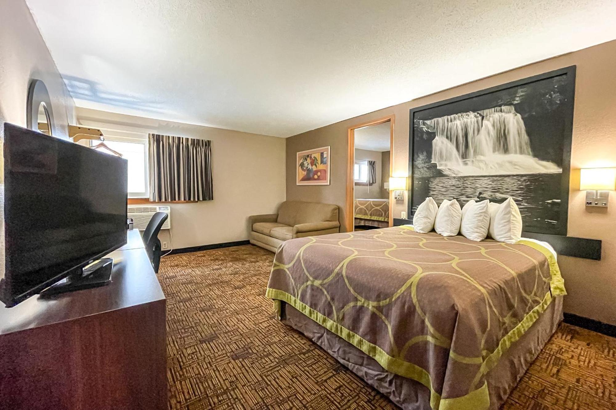 Super 8 By Wyndham Indianapolis Emerson Exterior foto